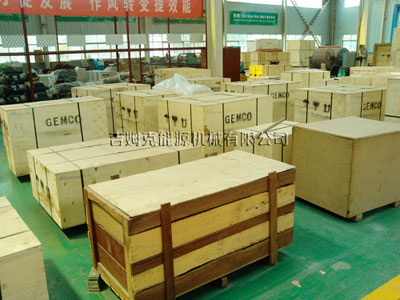 鄭州客戶訂(dìng)購5台豬飼料顆粒機裝箱(xiāng)發貨