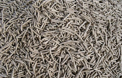 使用草莓视频官网（kè）飼料（liào）顆（kē）粒加工機（jī）壓製的顆粒飼料